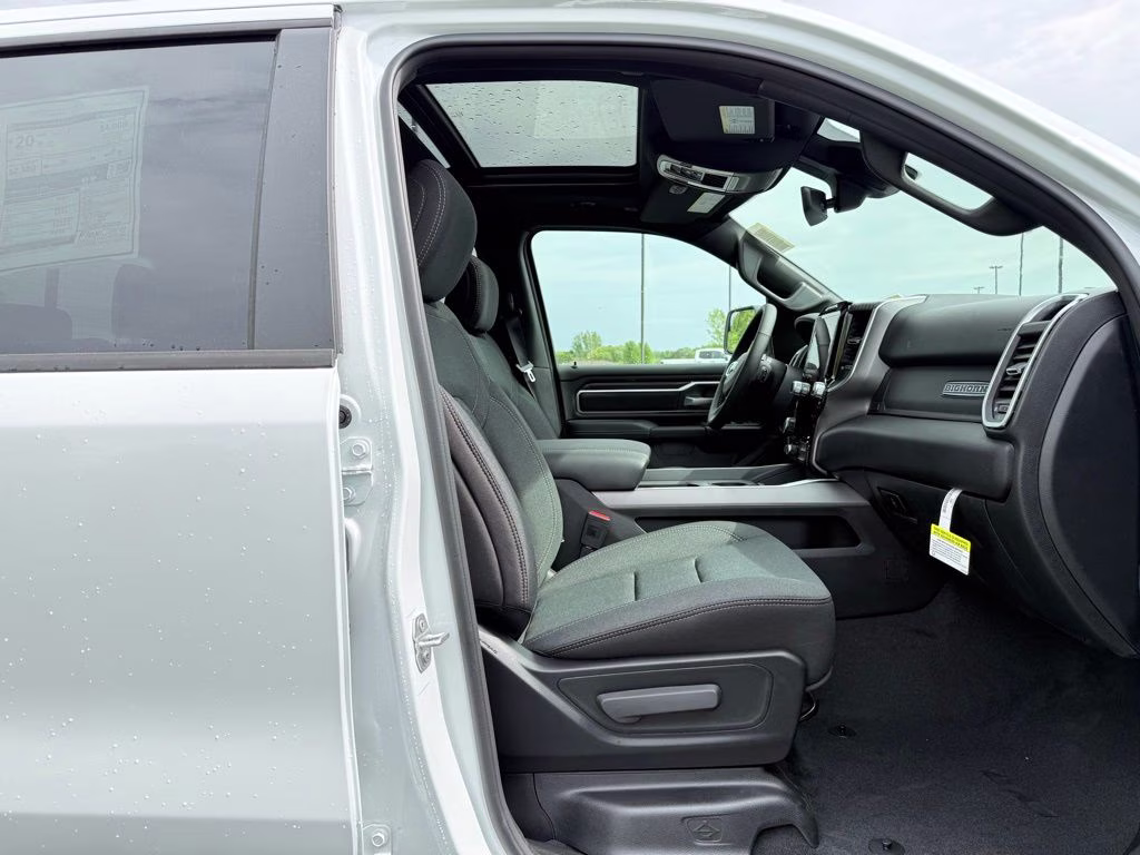 2026 Bright White Clearcoat Ram 1500 Big Horn/Lone Star 4X4 Truck