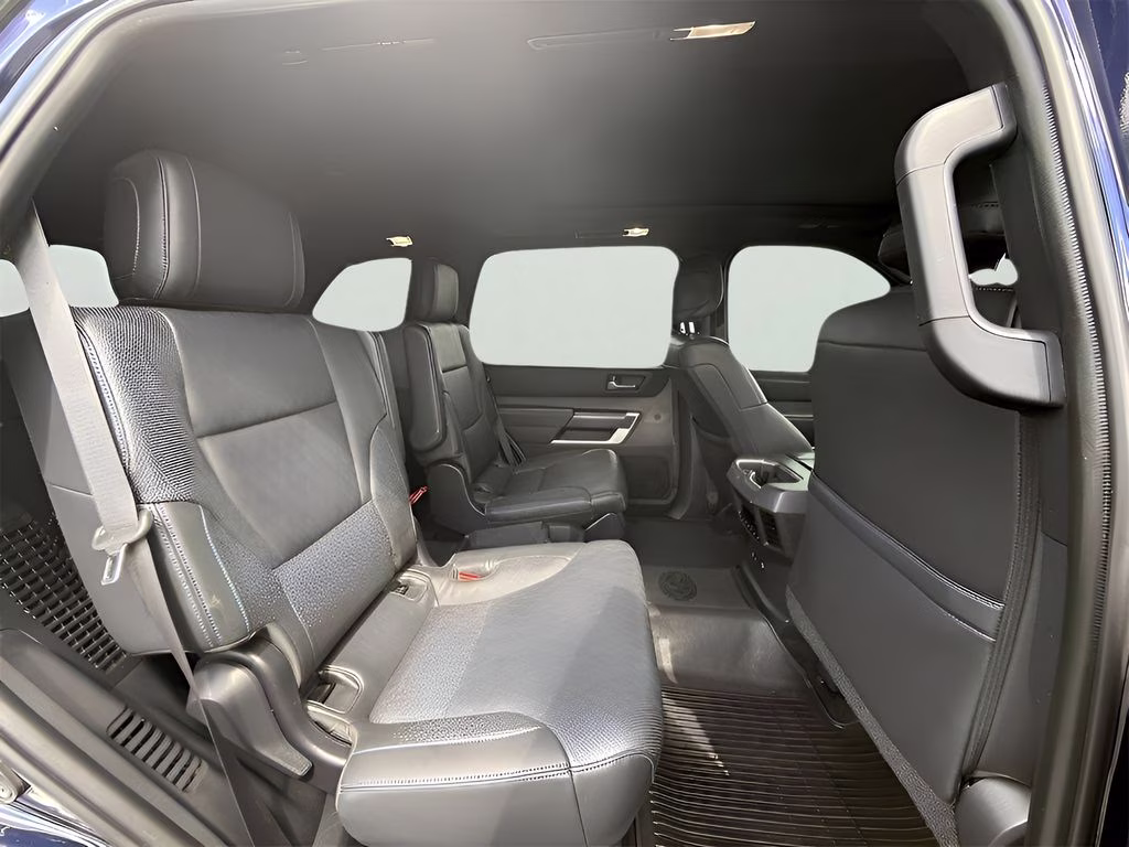 2023 Toyota Sequoia Platinum - Photo 11