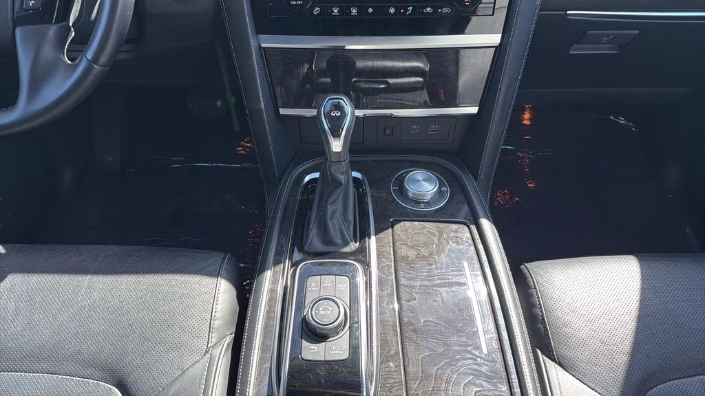 2024 Anthracite Gray INFINITI QX80 LUXE 4X4 SUV