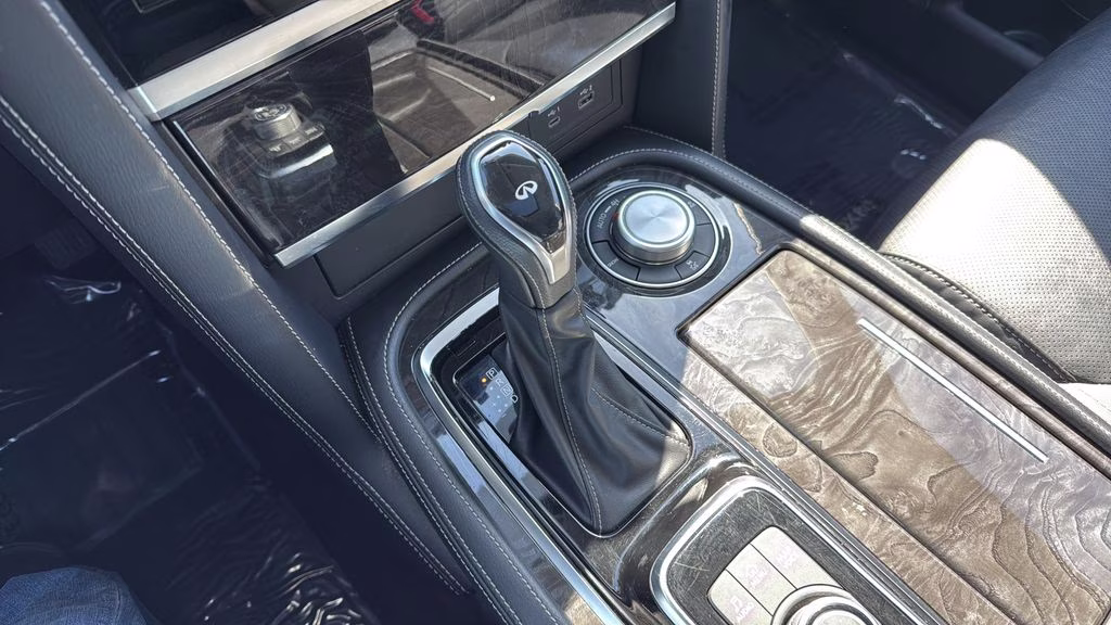 2024 Anthracite Gray INFINITI QX80 LUXE 4X4 SUV