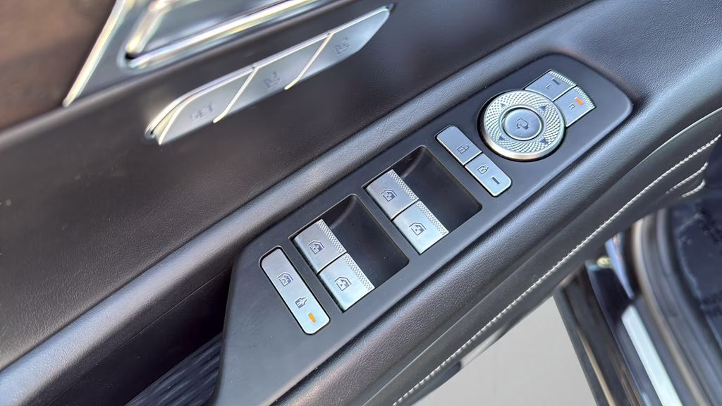 2024 Vik Black Genesis GV80 2.5T AWD SUV