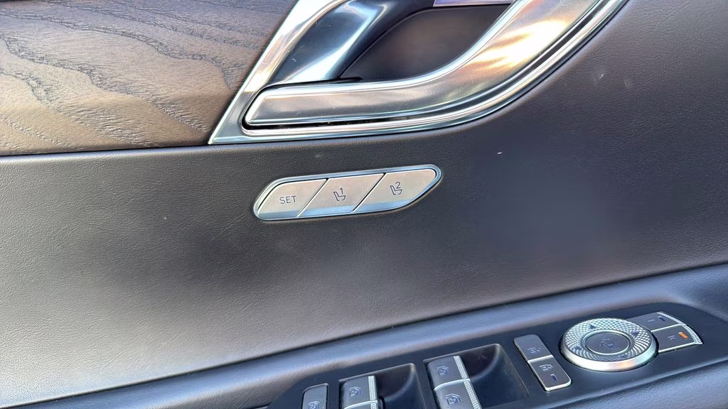 2024 Vik Black Genesis GV80 2.5T AWD SUV