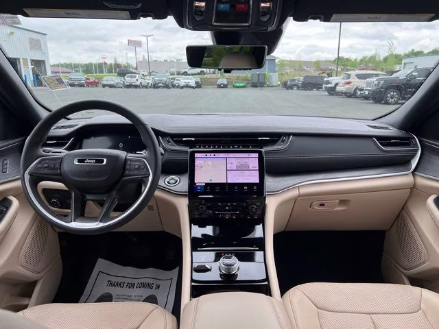 2023 Velvet Red Pearlcoat Jeep Grand Cherokee Limited 4X4 SUV