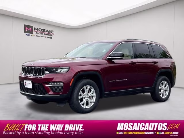 2023 Velvet Red Pearlcoat Jeep Grand Cherokee Limited 4X4 SUV