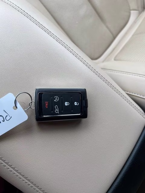 2023 Velvet Red Pearlcoat Jeep Grand Cherokee Limited 4X4 SUV