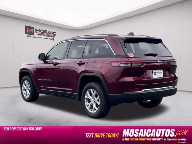 2023 Velvet Red Pearlcoat Jeep Grand Cherokee Limited 4X4 SUV