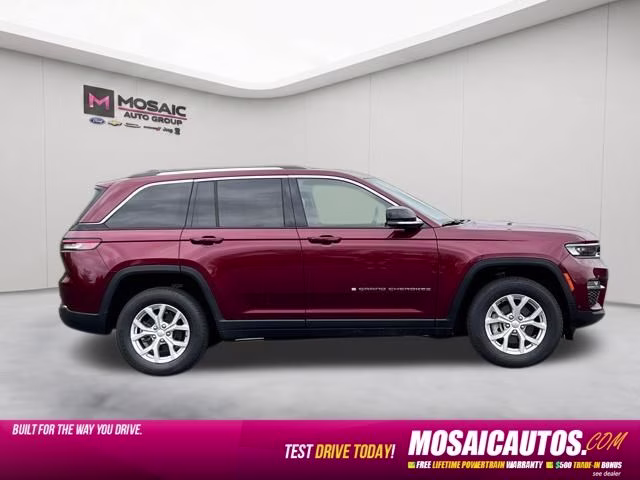 2023 Velvet Red Pearlcoat Jeep Grand Cherokee Limited 4X4 SUV