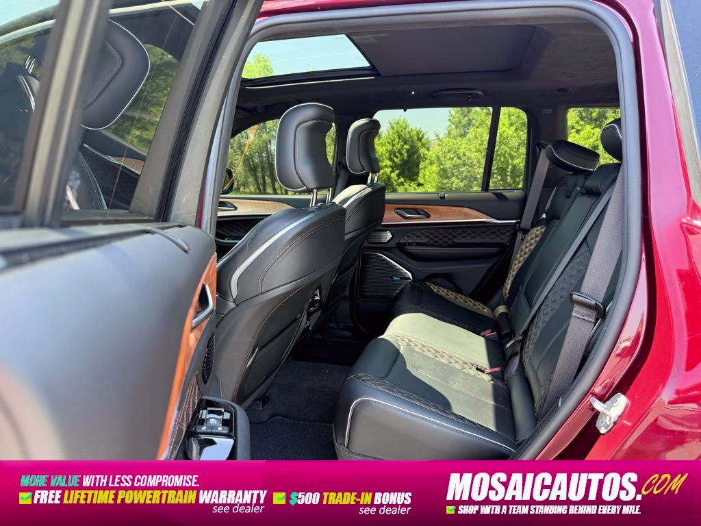 2022 Velvet Red Pearlcoat Jeep Grand Cherokee Summit Reserve 4X4 SUV