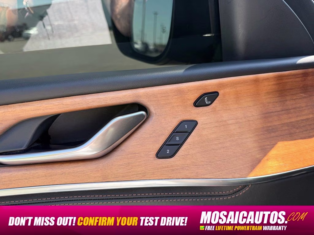 2022 Velvet Red Pearlcoat Jeep Grand Cherokee Summit Reserve 4X4 SUV