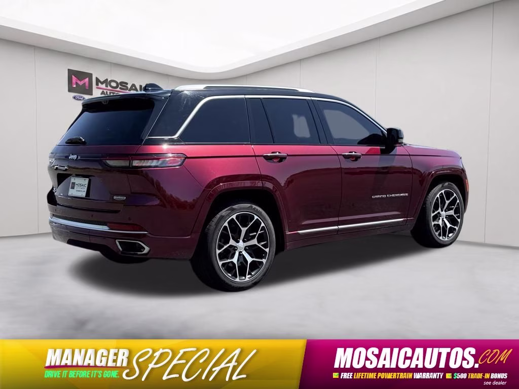 2022 Velvet Red Pearlcoat Jeep Grand Cherokee Summit Reserve 4X4 SUV