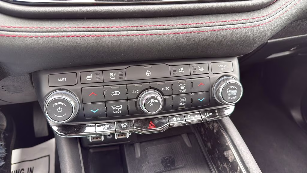 2024 DB Black Crystal Clearcoat Dodge Durango R/T Plus AWD SUV