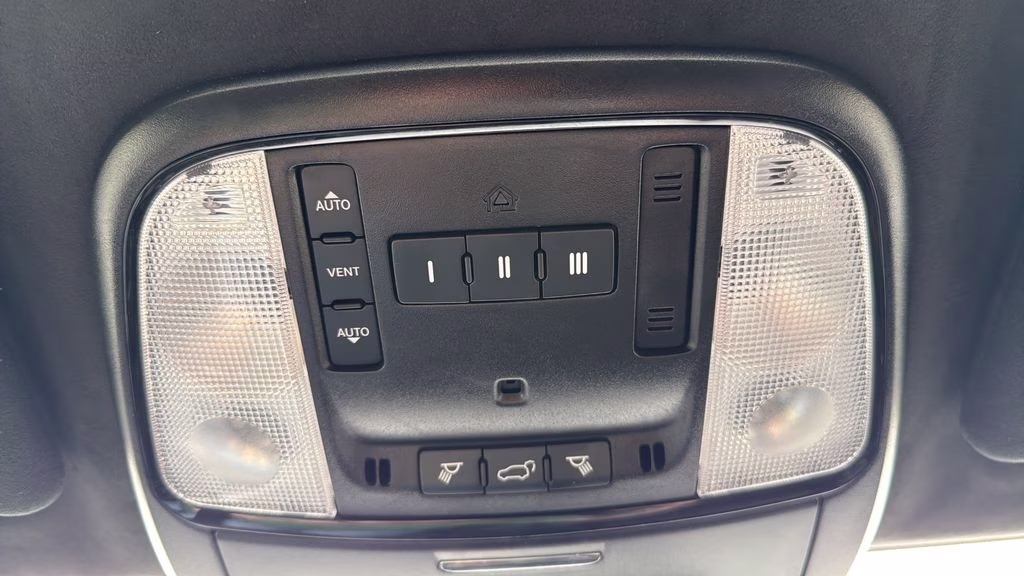 2024 DB Black Crystal Clearcoat Dodge Durango R/T Plus AWD SUV