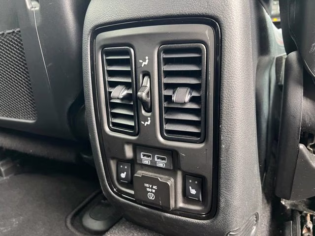2024 White Knuckle Clearcoat Dodge Durango R/T Plus AWD SUV