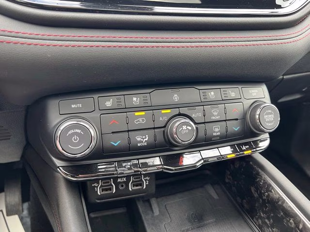 2024 White Knuckle Clearcoat Dodge Durango R/T Plus AWD SUV