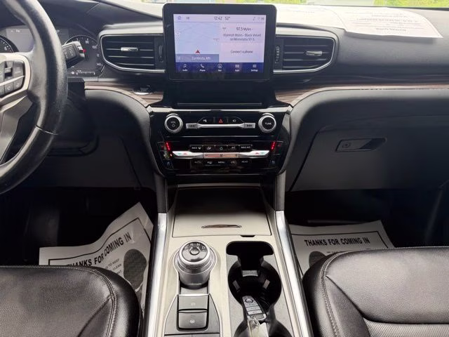 2023 Gray Metallic Ford Explorer Limited 4X4 SUV