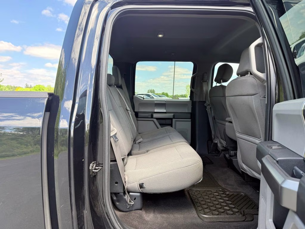2020 Agate Black Metallic Ford F-150 XLT 4X4 Truck