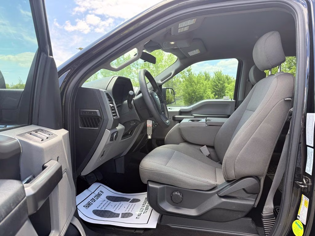 2020 Agate Black Metallic Ford F-150 XLT 4X4 Truck