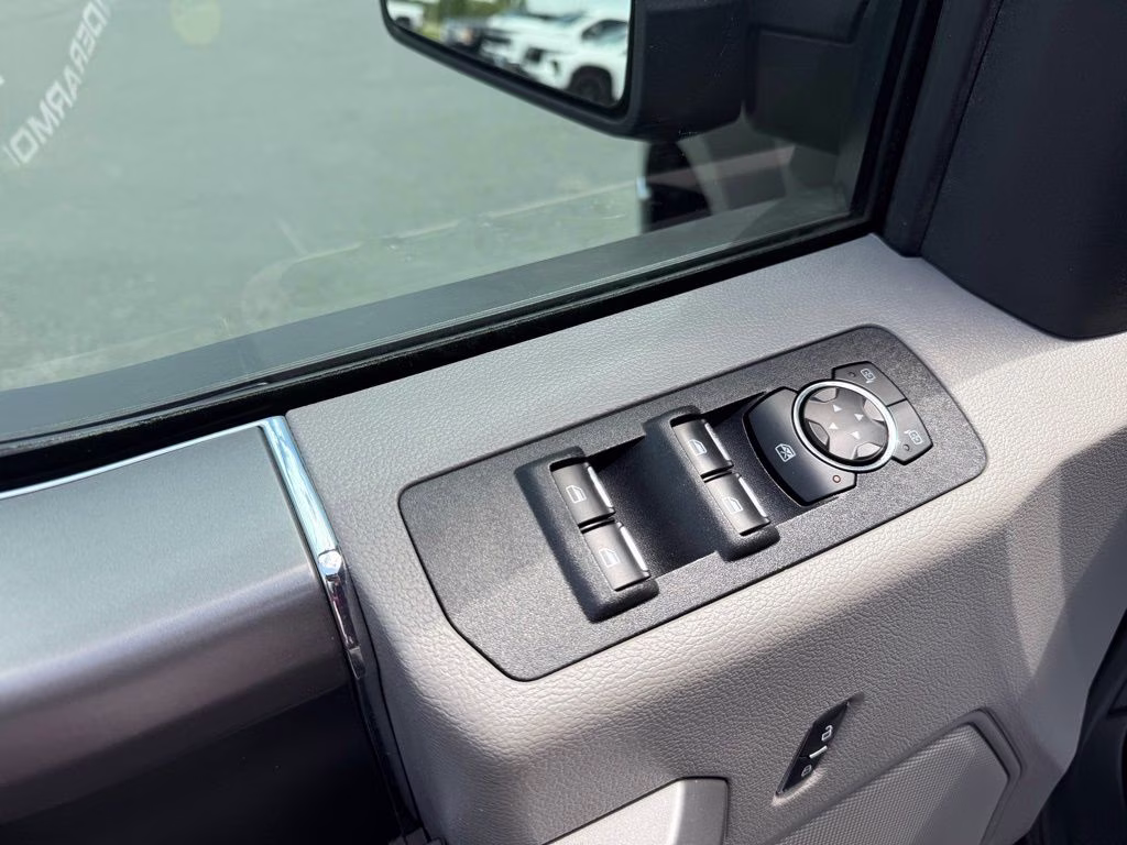 2020 Agate Black Metallic Ford F-150 XLT 4X4 Truck