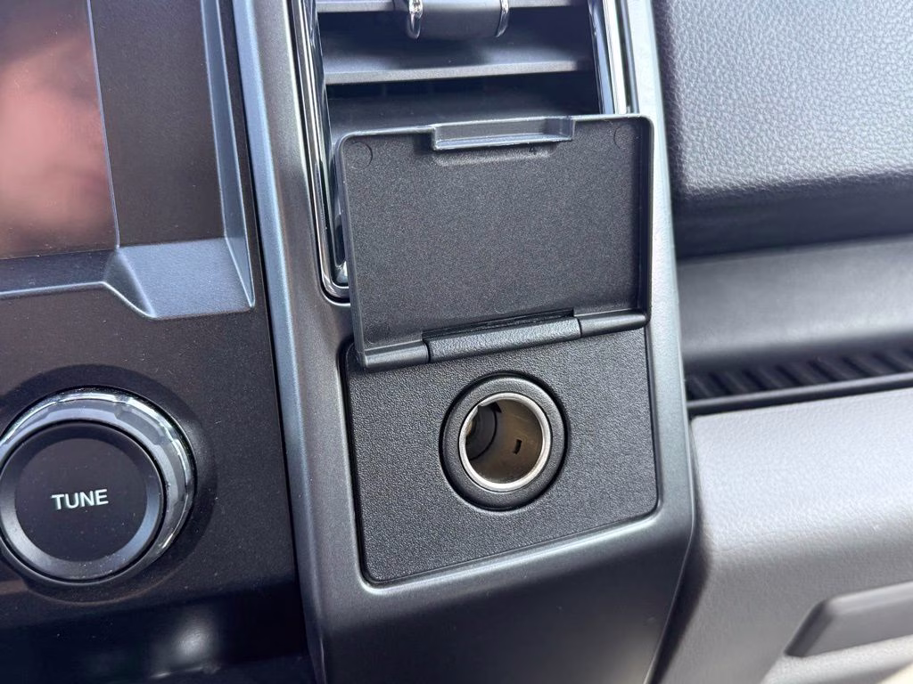2020 Agate Black Metallic Ford F-150 XLT 4X4 Truck