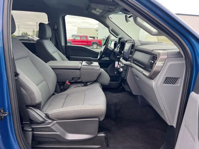 2025 Blue Metallic Ford F-150 XLT 4X4 Truck