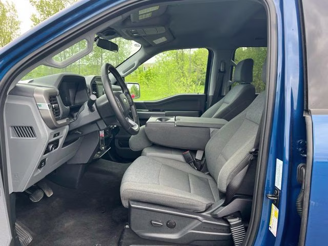 2025 Blue Metallic Ford F-150 XLT 4X4 Truck