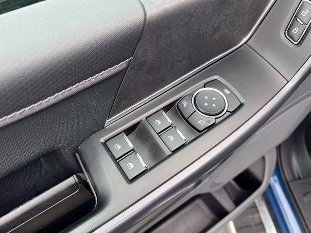 2025 Blue Metallic Ford F-150 XLT 4X4 Truck