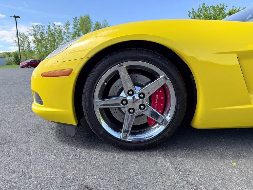 2007 Velocity Yellow Tintcoat Chevrolet Corvette 3LT RWD Convertible