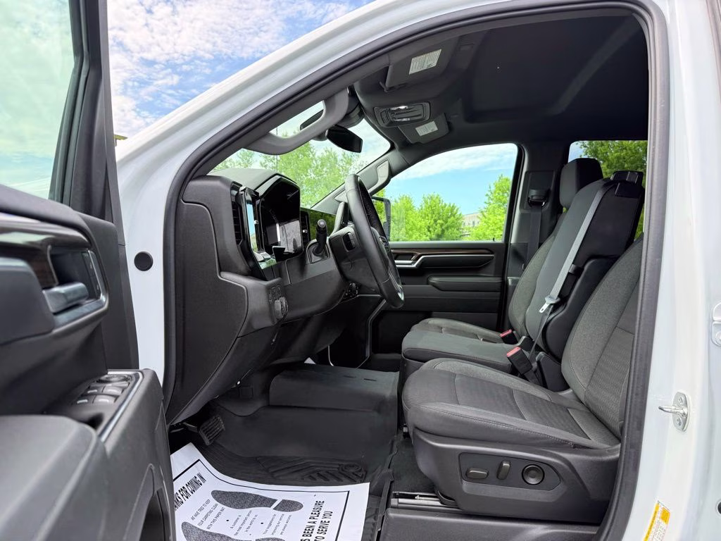 2026 Summit White Chevrolet Silverado 2500HD LT 4X4 Truck