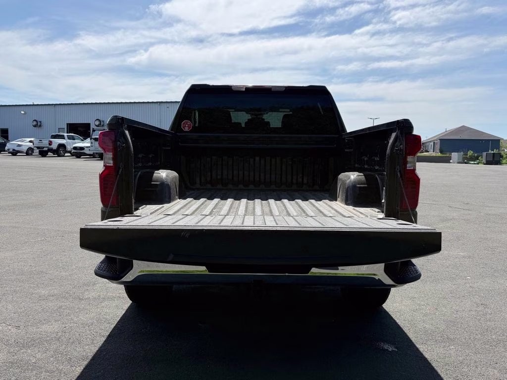 2024 Harvest Bronze Metallic Chevrolet Silverado 1500 LT 4X4 Truck