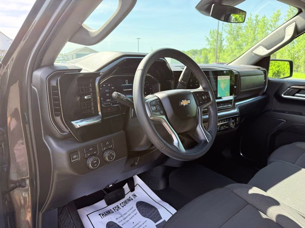 2024 Harvest Bronze Metallic Chevrolet Silverado 1500 LT 4X4 Truck