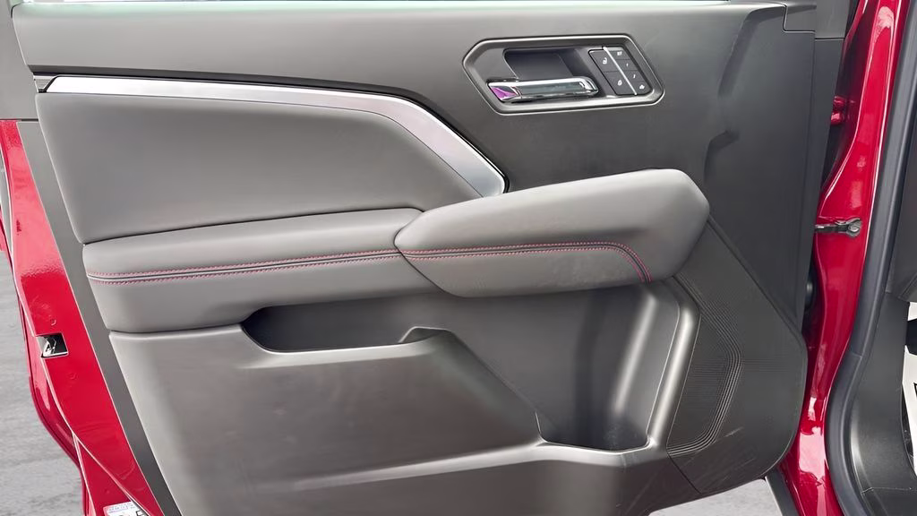 2026 Radiant Red Tintcoat Chevrolet Colorado Z71 4X4 Truck