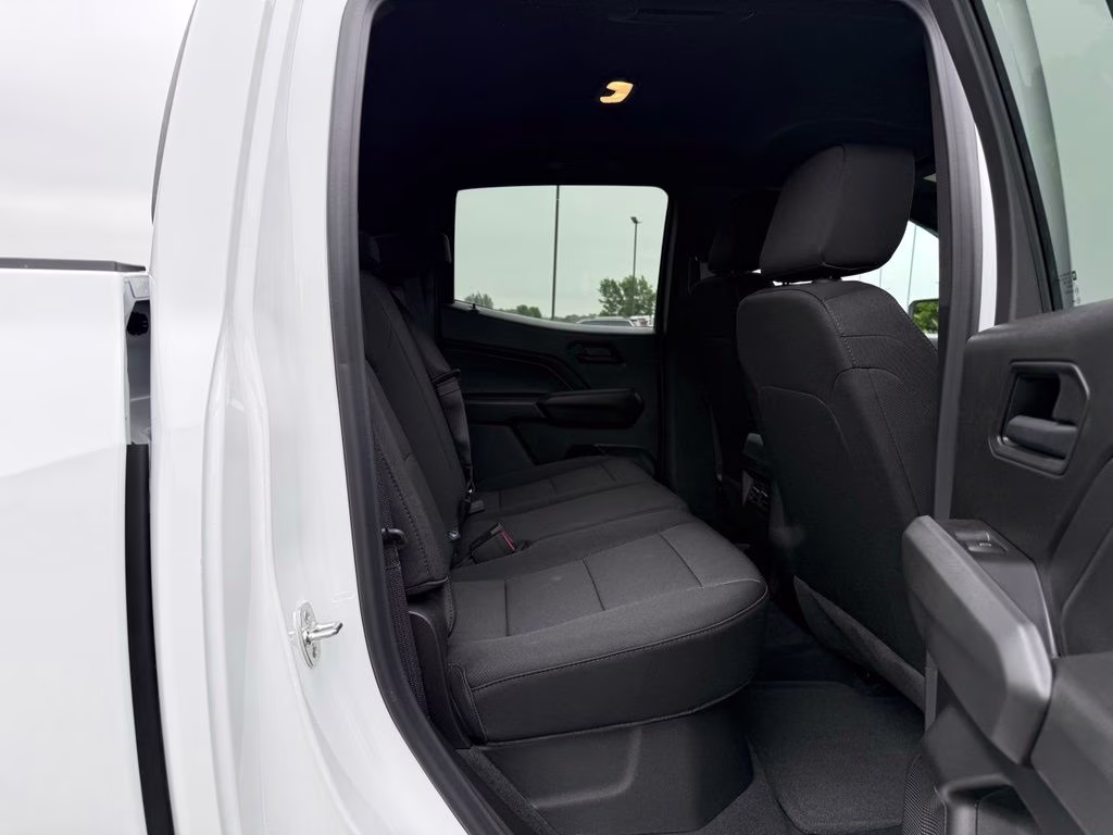 2026 Summit White Chevrolet Colorado Trail Boss 4X4 Truck