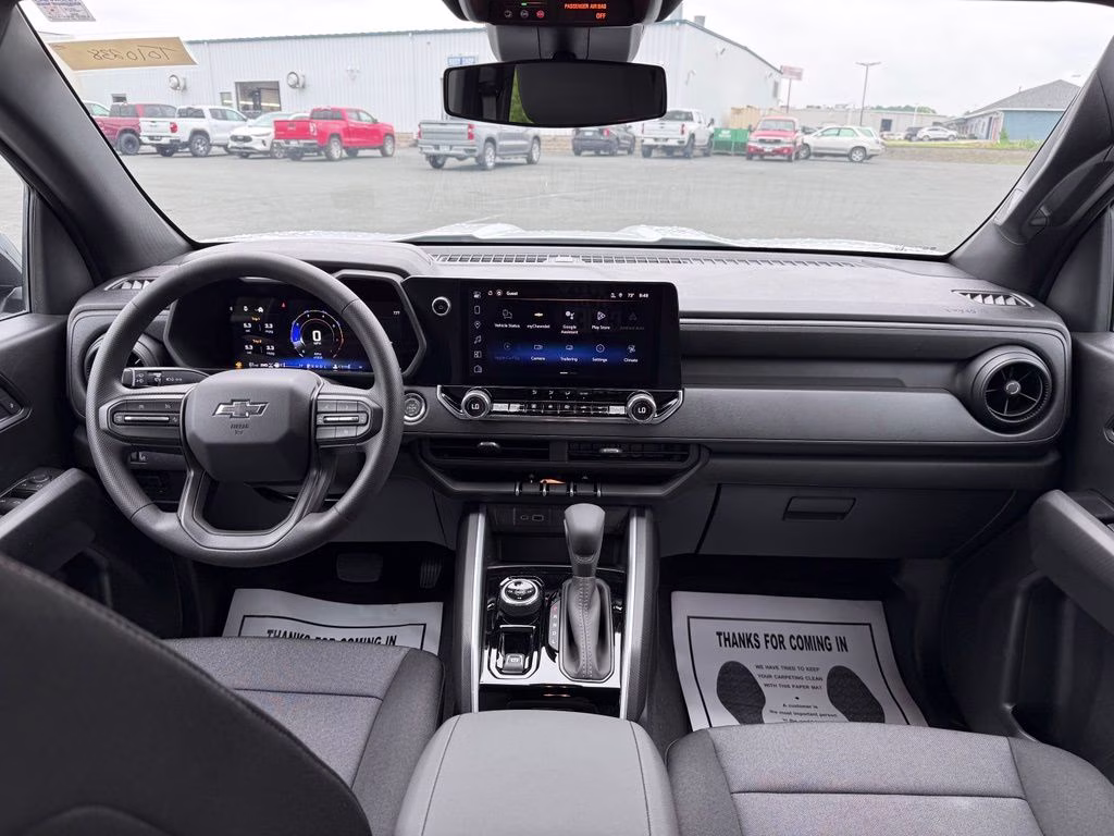 2026 Summit White Chevrolet Colorado Trail Boss 4X4 Truck