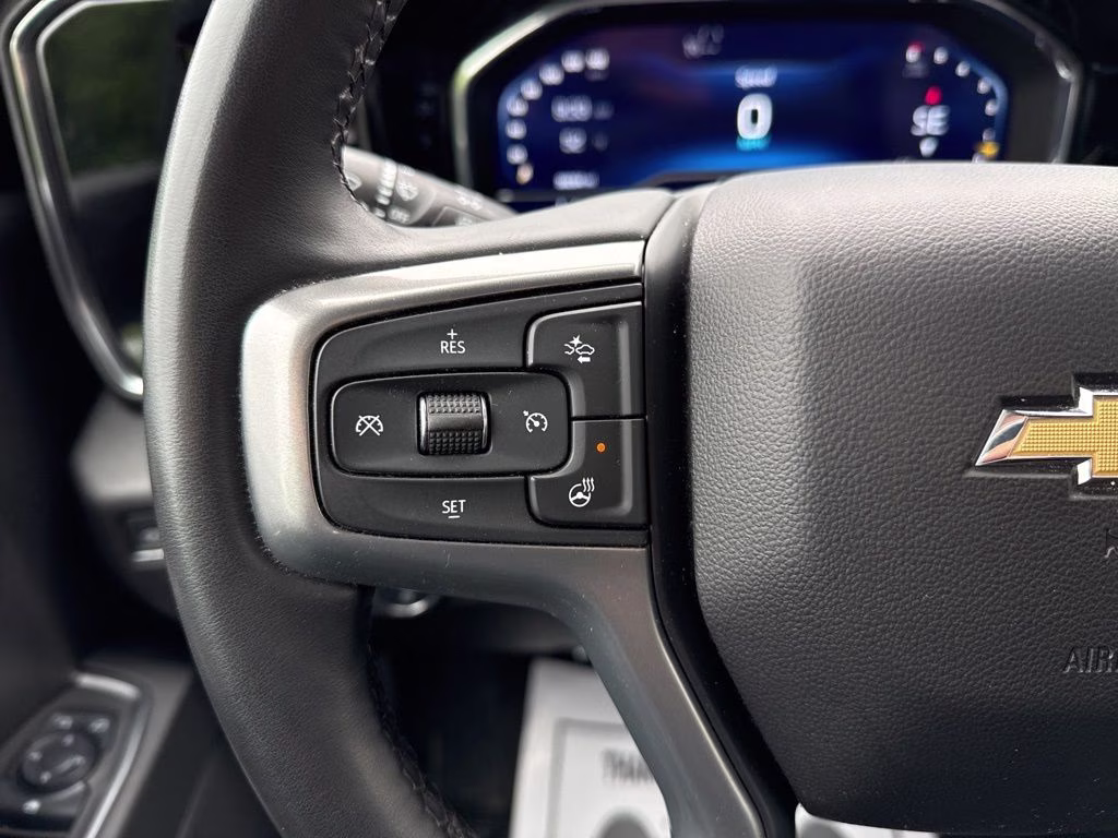2025 Sterling Gray Metallic Chevrolet Silverado 1500 LT 4X4 Truck