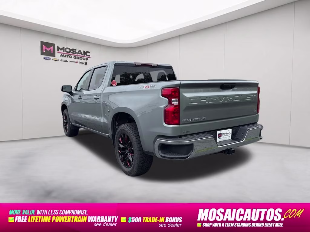 2025 Sterling Gray Metallic Chevrolet Silverado 1500 LT 4X4 Truck