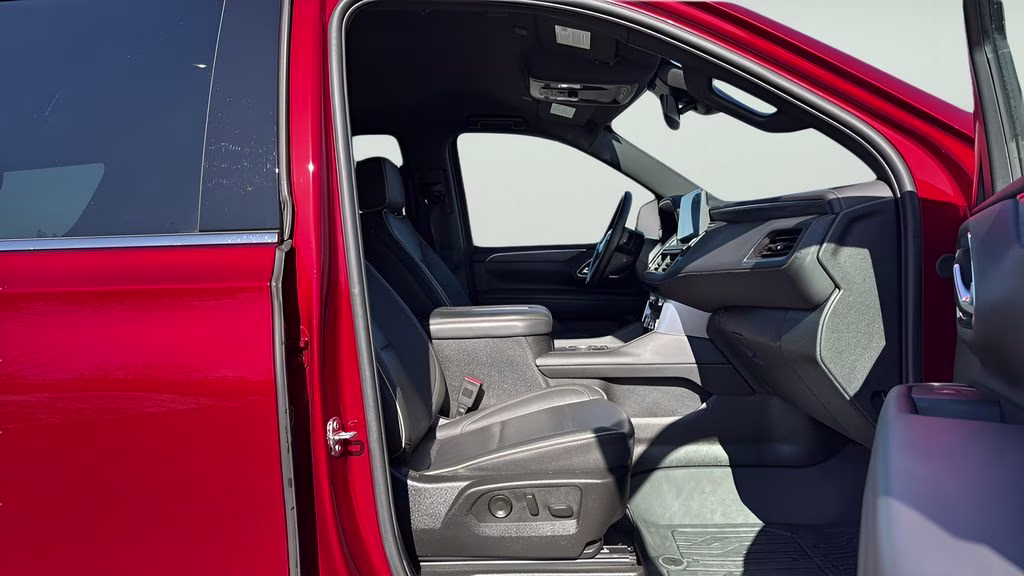 2024 Volcanic Red Tintcoat GMC Yukon SLT 4X4 SUV