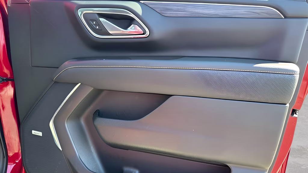 2024 Volcanic Red Tintcoat GMC Yukon SLT 4X4 SUV