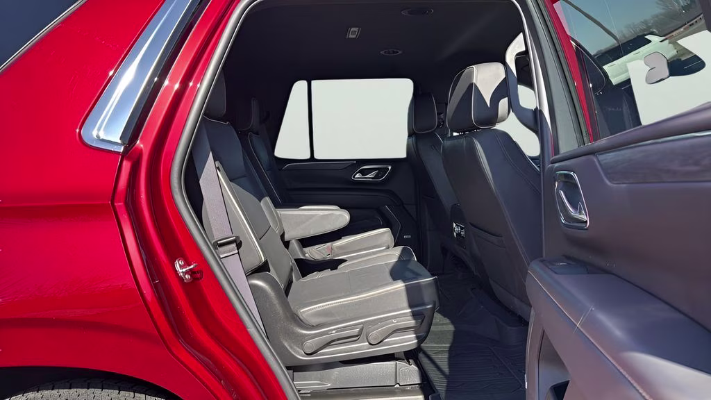 2024 Volcanic Red Tintcoat GMC Yukon SLT 4X4 SUV