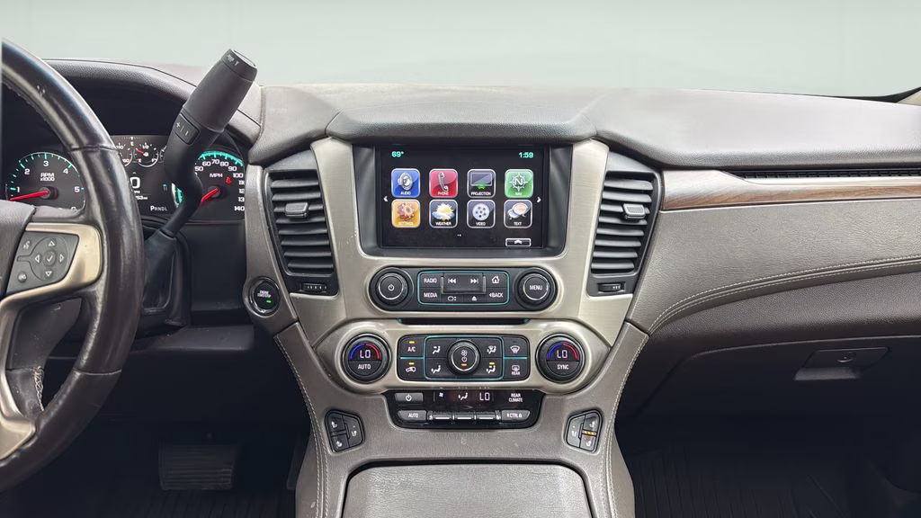 2019 Summit White GMC Yukon Denali 4X4 SUV