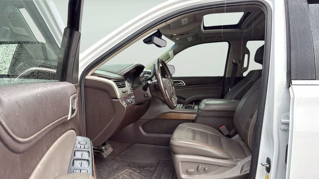 2019 Summit White GMC Yukon Denali 4X4 SUV