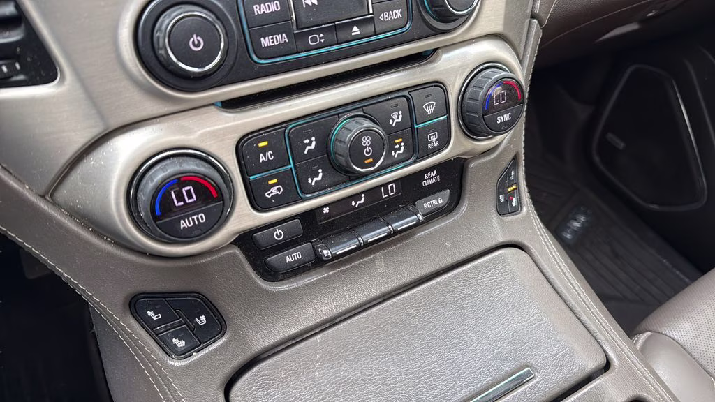 2019 Summit White GMC Yukon Denali 4X4 SUV