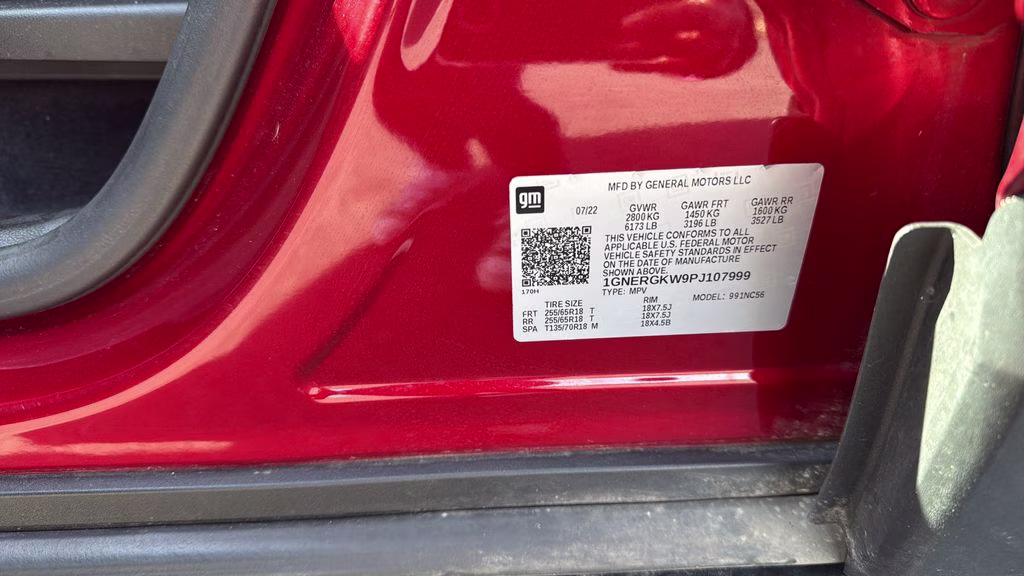 2023 Radiant Red Tintcoat Chevrolet Traverse LT FWD SUV