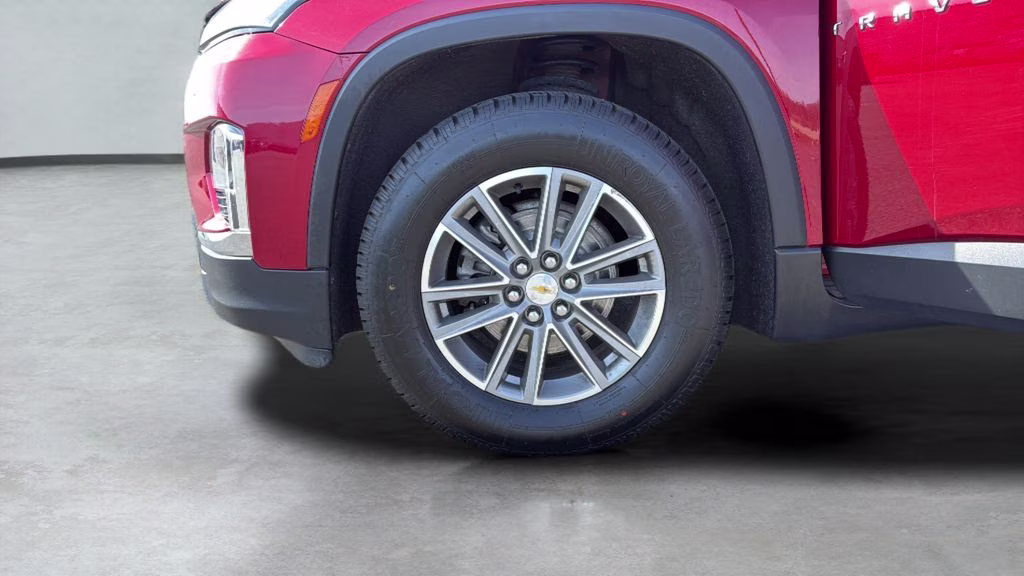 2023 Radiant Red Tintcoat Chevrolet Traverse LT FWD SUV