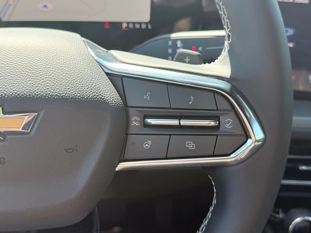 2026 Summit White Chevrolet Traverse LT AWD SUV