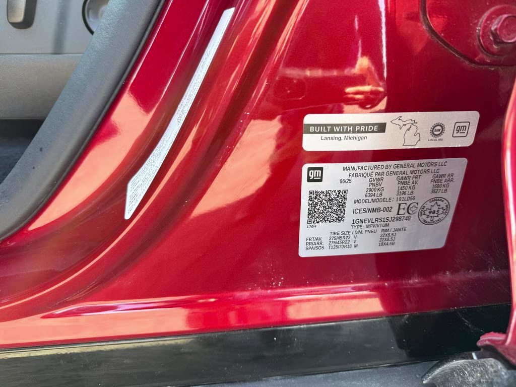 2025 Red Chevrolet Traverse RS AWD SUV