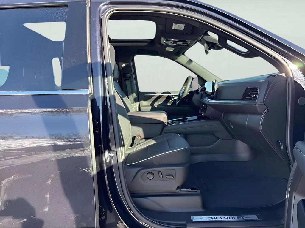 2026 Dark Ash Metallic Chevrolet Suburban Premier 4X4 SUV