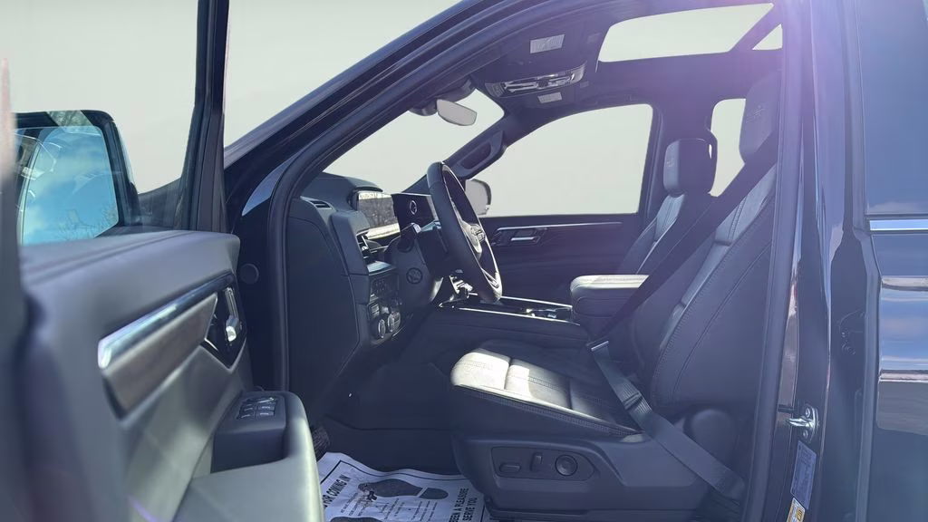 2026 Black Chevrolet Suburban High Country 4X4 SUV