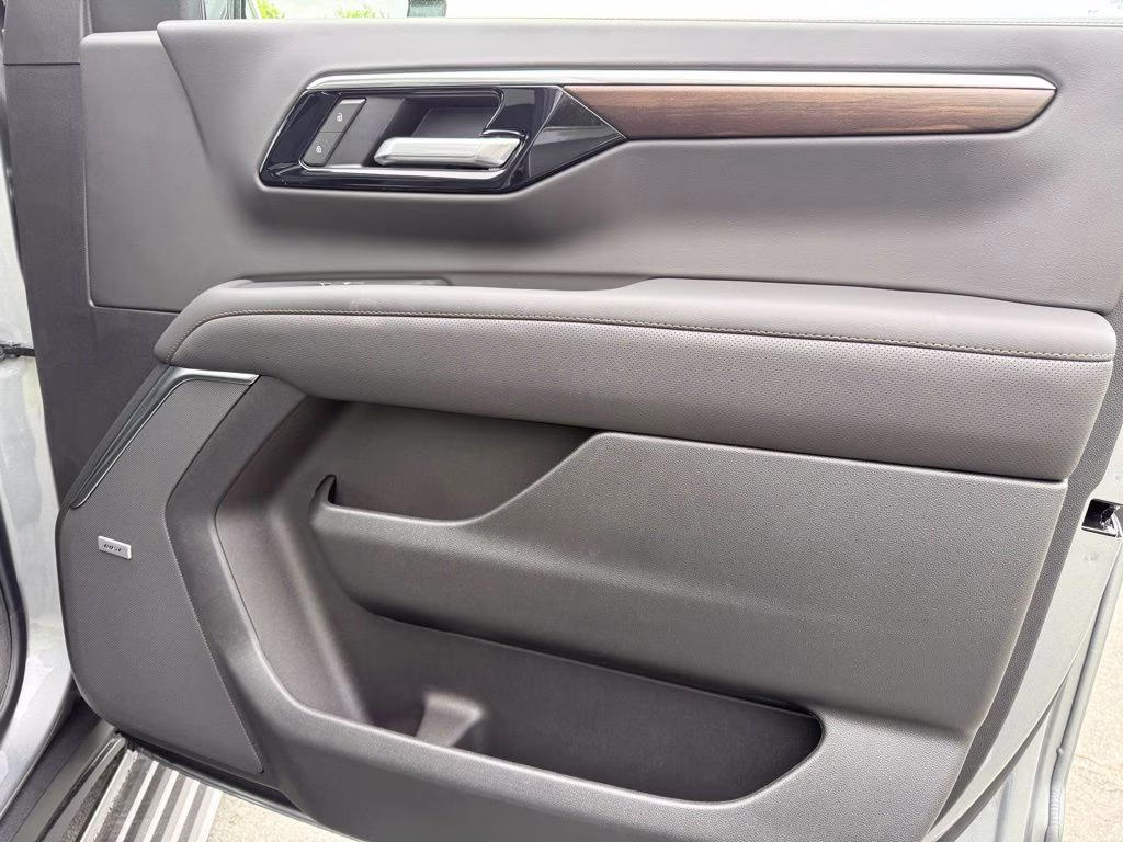 2026 Sterling Gray Metallic Chevrolet Tahoe High Country 4X4 SUV