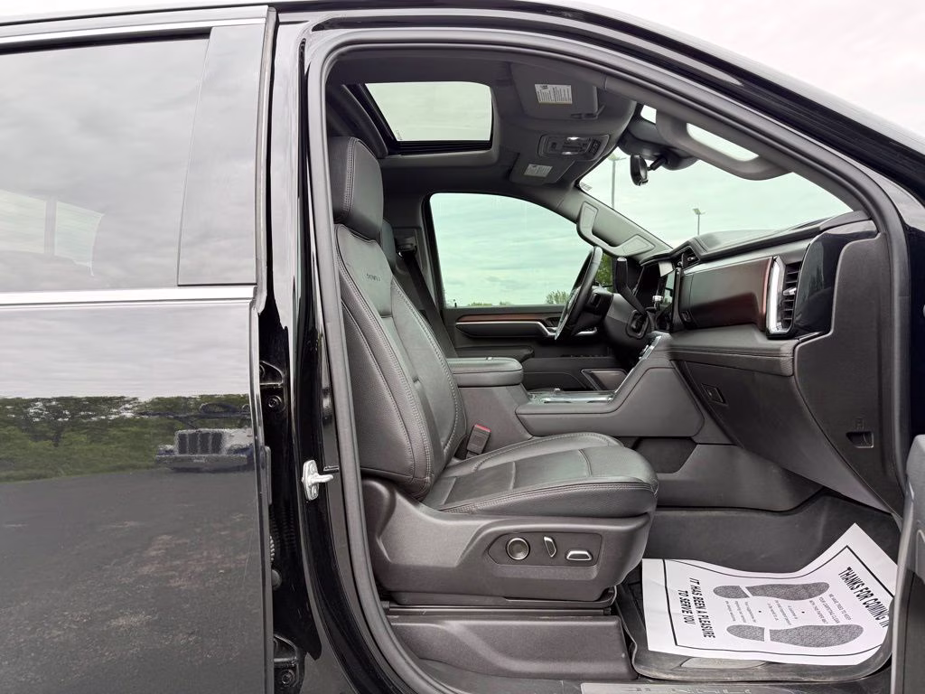 2025 Black GMC Sierra 2500HD Denali 4X4 Truck