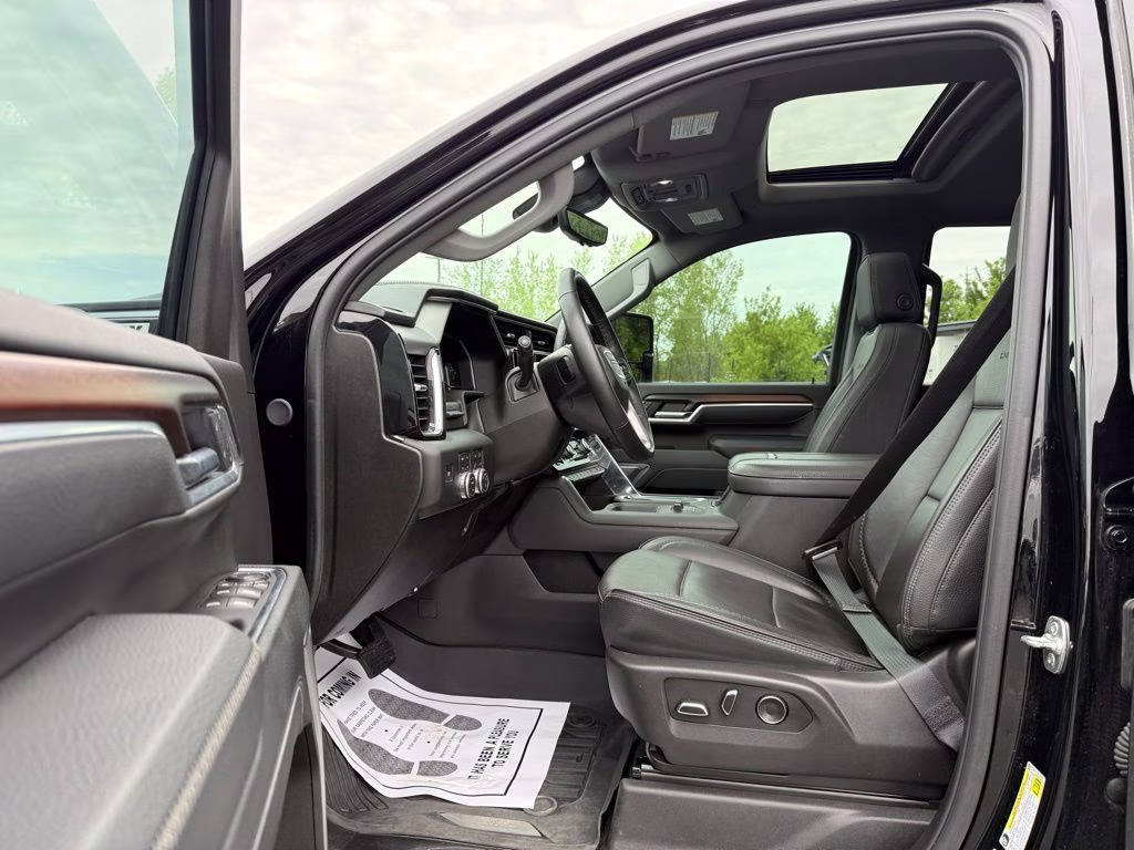 2025 Black GMC Sierra 2500HD Denali 4X4 Truck